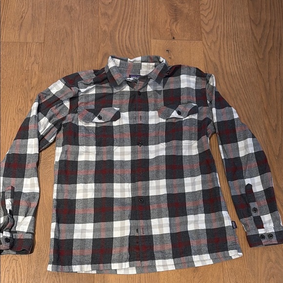 Patagonia Men's Long-Sleeved Organic Cotton Midweight Fjord Flannel Shirt size L - Picture 1 of 4